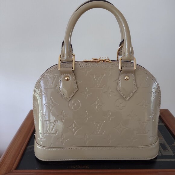 Louis Vuitton Monogram Galet Vernis Alma BB - Picture 2 of 16